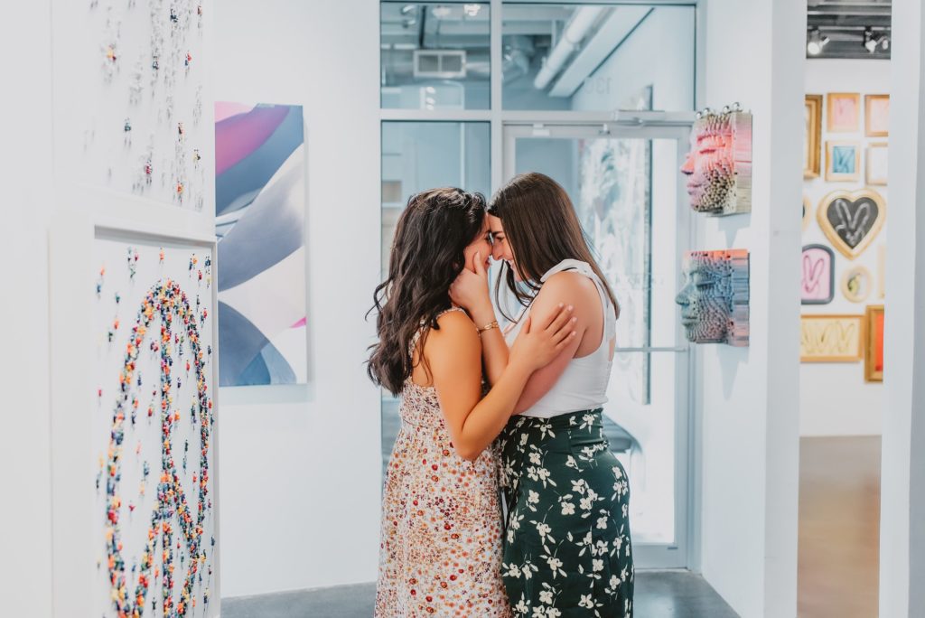Proposal at Laura Rathe Fine Art Gallery in Dallas by Dallas Wedding Photographer Kyrsten Ashlay Photography