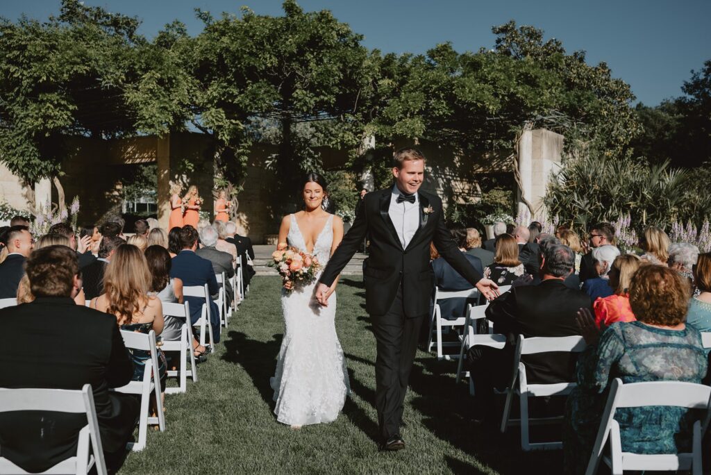 Alex Camp House at the Dallas Arboretum Wedding by Dallas Wedding Photographer Kyrsten Ashlay Photography