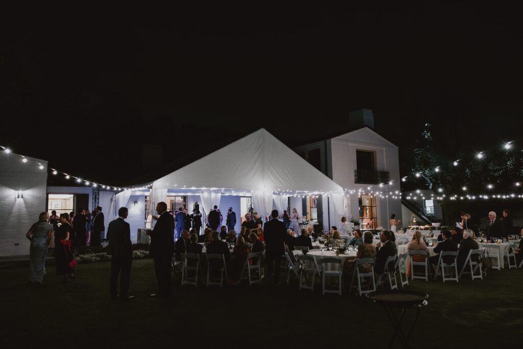 Alex Camp House at the Dallas Arboretum Wedding by Dallas Wedding Photographer Kyrsten Ashlay Photography