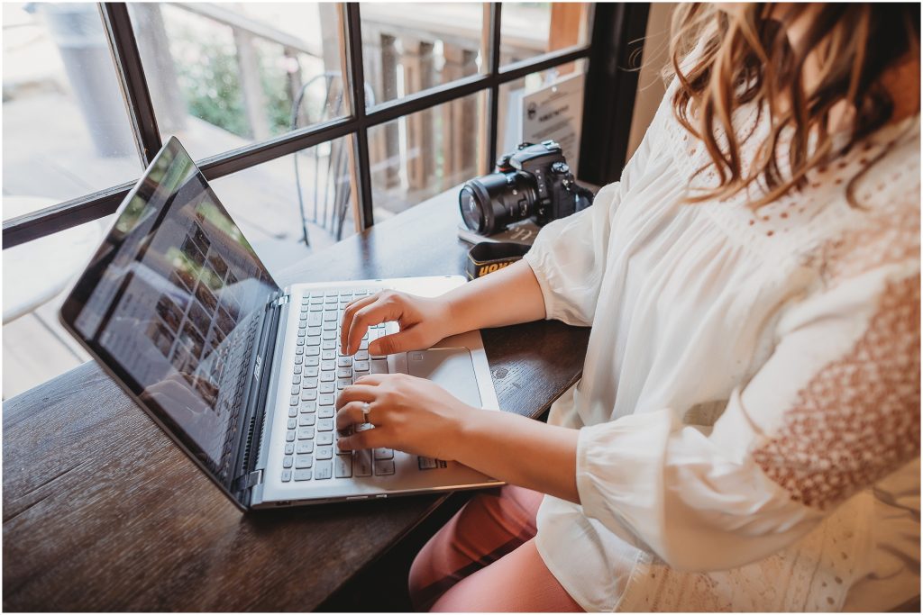 3 reasons wedding photographers should blog - branding session in coffee shop for Dallas wedding photographer
