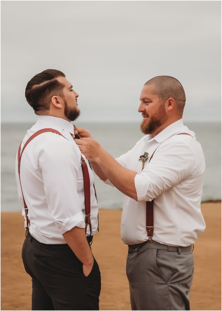 Sunset Cliffs Intimate Wedding ceremony by San Diego Wedding Photographer