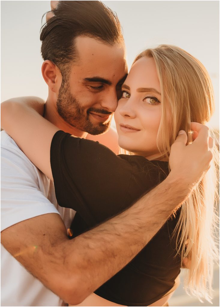 Downtown Dallas Couples Session by Dallas Wedding Photographer Kyrsten Ashlay Photography 