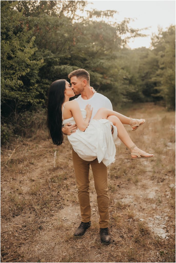 Waxahachie Anniversary Photoshoot by Dallas Wedding Photographer