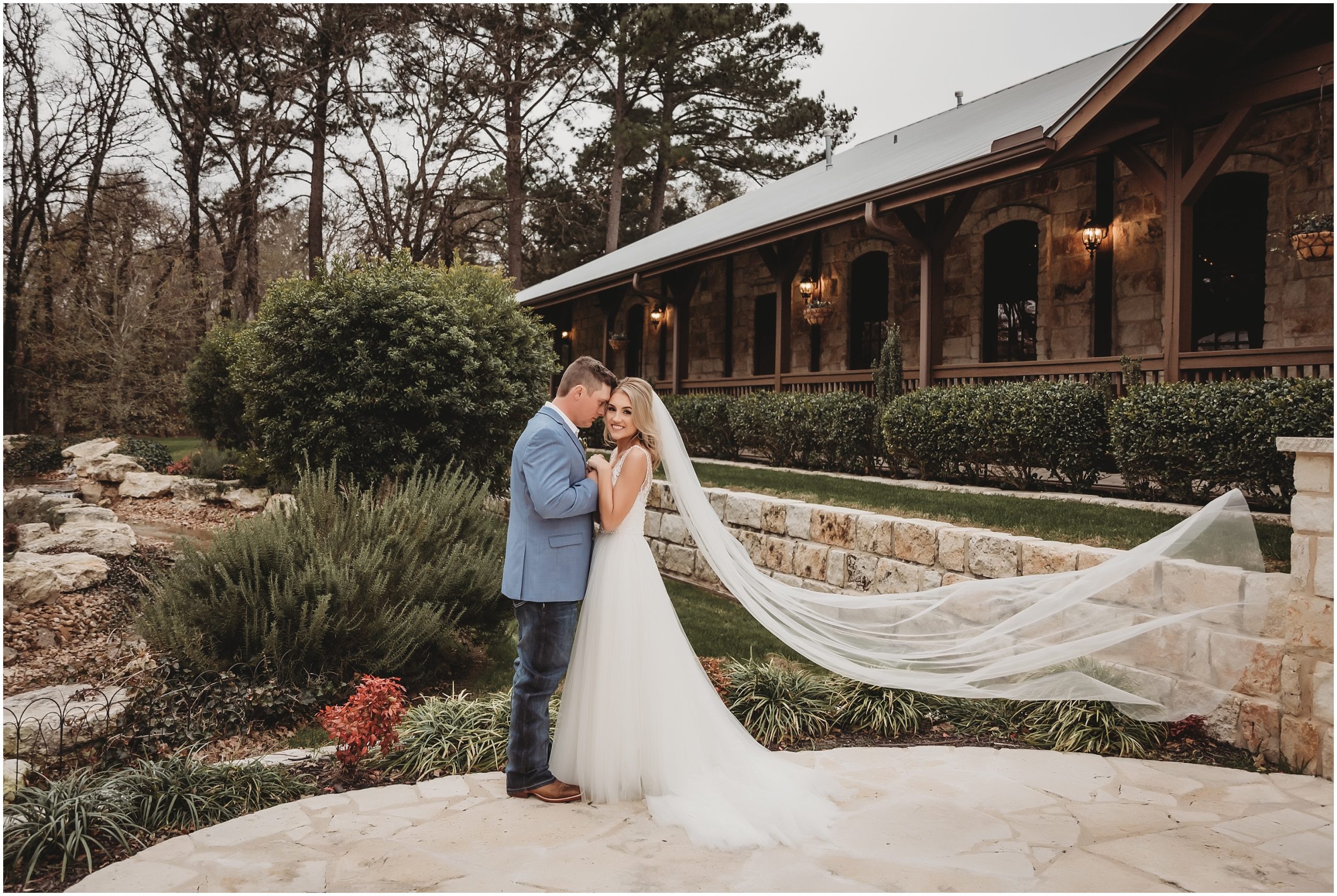 The Springs Poetry Hall Wedding, Rockwall, TX by Kyrsten Ashlay Photography