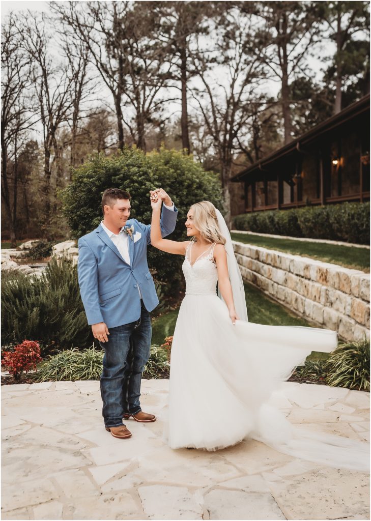 The Springs Poetry Hall Wedding, Rockwall, TX by Kyrsten Ashlay Photography