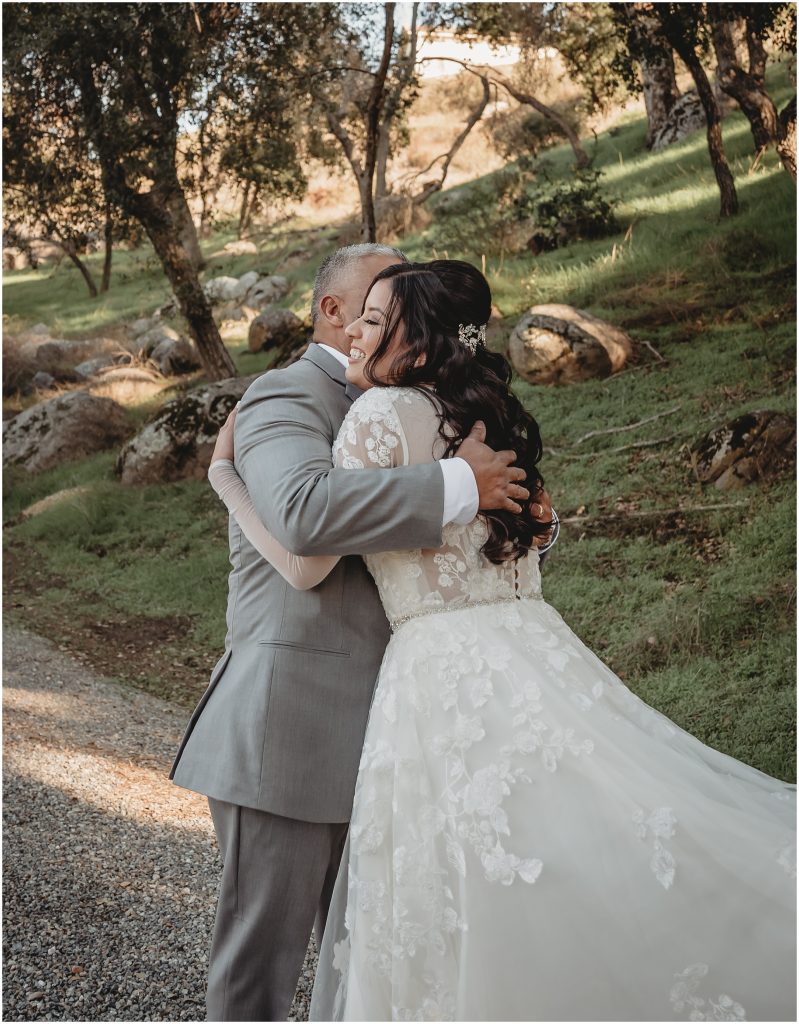 Winter White Barn Wedding in Temecula, CA by Dallas Wedding Photographer Kyrsten Ashlay Photography