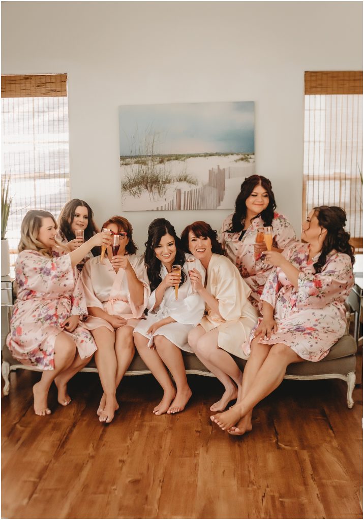 must have wedding photos with mom - Dallas Wedding Photographer