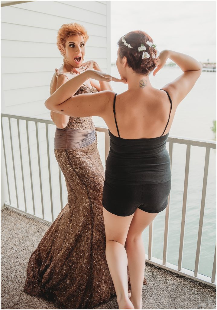 must have wedding photos with mom - Dallas Wedding Photographer