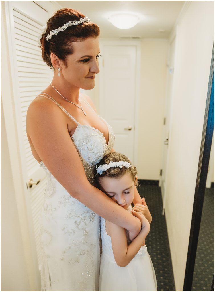 must have wedding photos with mom - Dallas Wedding Photographer