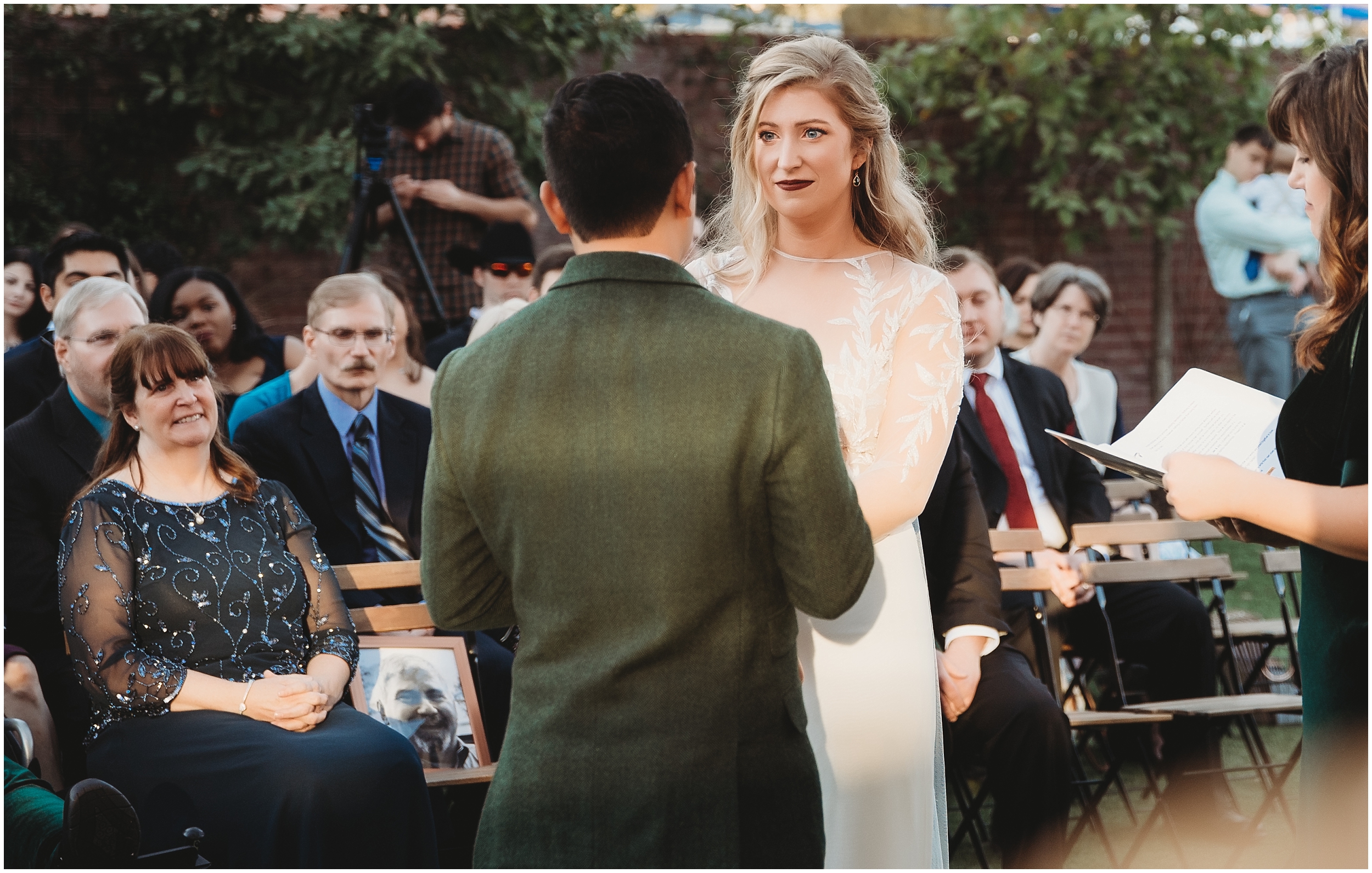 must have wedding photos with mom - Dallas Wedding Photographer