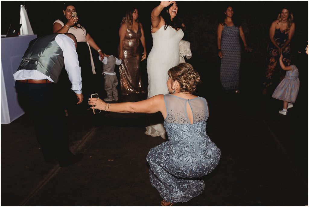 must have wedding photos with mom - Dallas Wedding Photographer