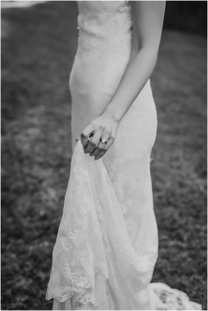 Intimate Fort Worth Backyard Wedding by Fort Worth Wedding Photographer Kyrsten Ashlay Photography 