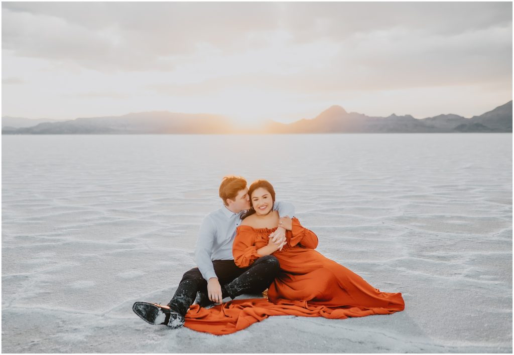 Winter Bonneville Salt Flat Engagement Session by Destination Wedding Photographer Kyrsten Ashlay Photography