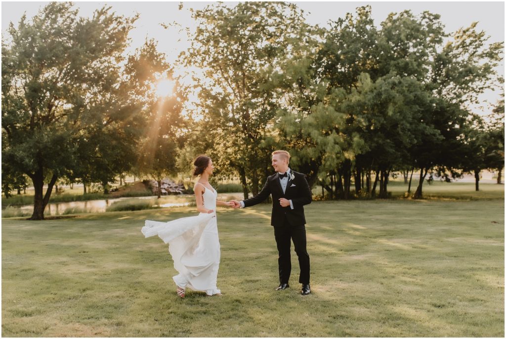 Spring wedding at The Pearl at Sabine Creek by Dallas Wedding Photographer Kyrsten Ashlay Photography