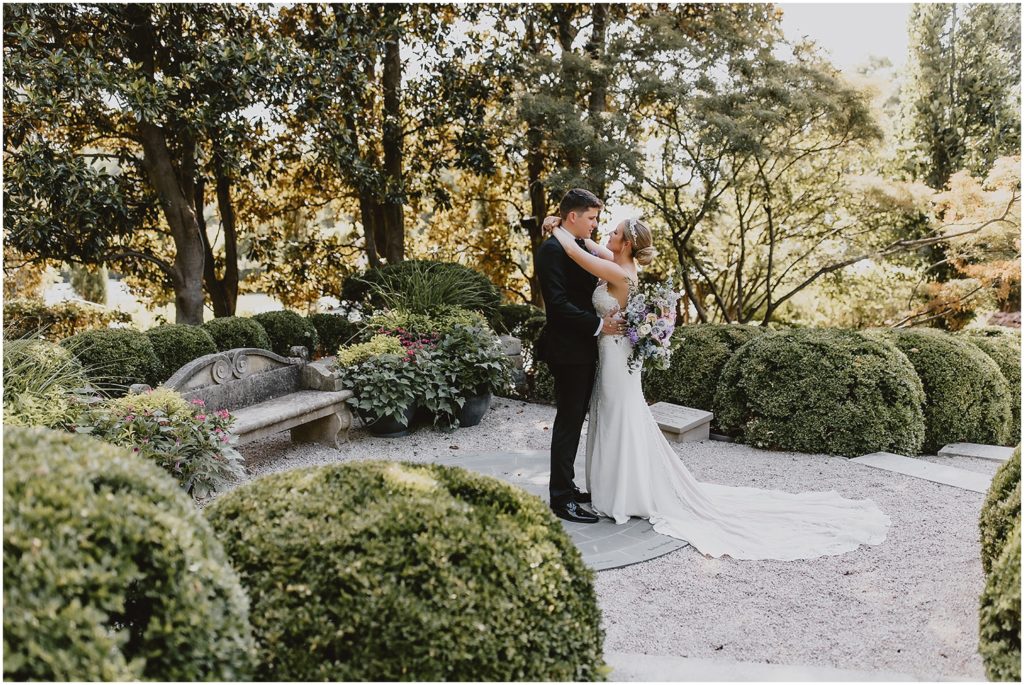 Cinderella Inspired Wedding at Dallas Arboretum by Dallas Wedding Photographer Kyrsten Ashlay Photography
