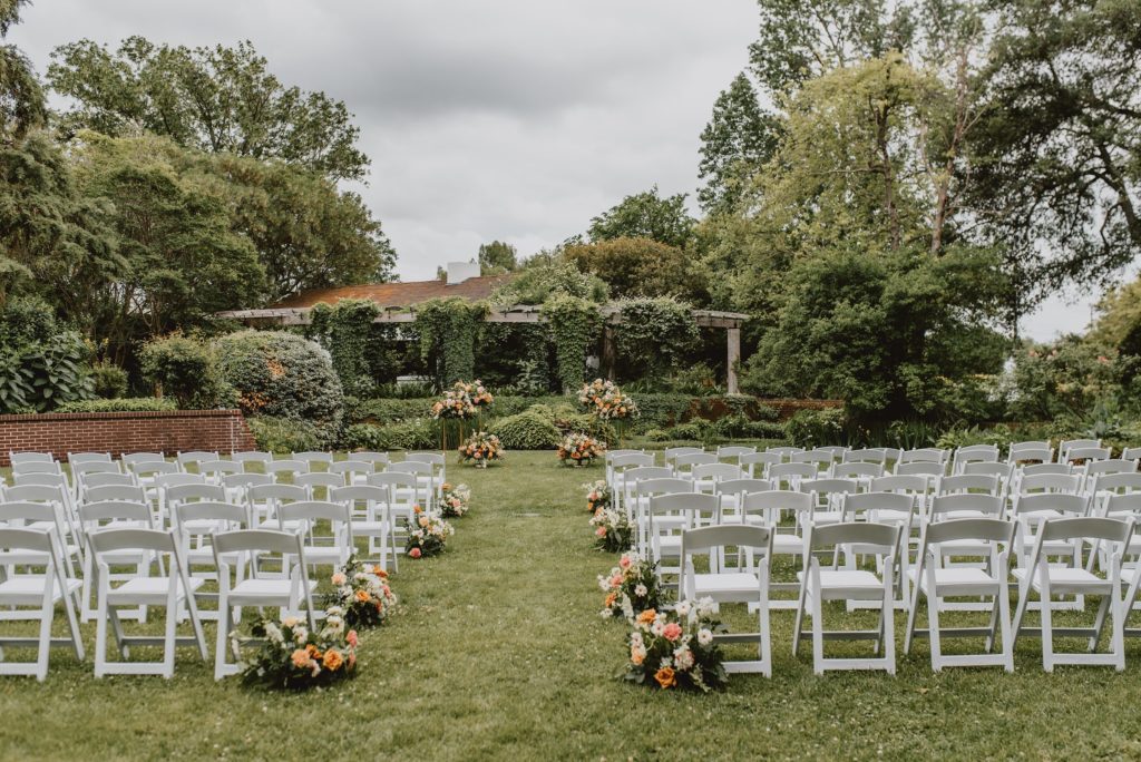 Spring Garden Wedding at Texas Discovery Gardens by Dallas Wedding Photographer Kyrsten Ashlay Photography