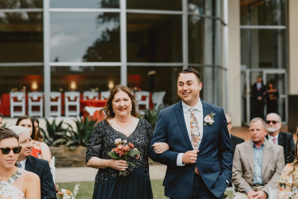 Spring Garden Wedding at Texas Discovery Gardens by Dallas Wedding Photographer Kyrsten Ashlay Photography