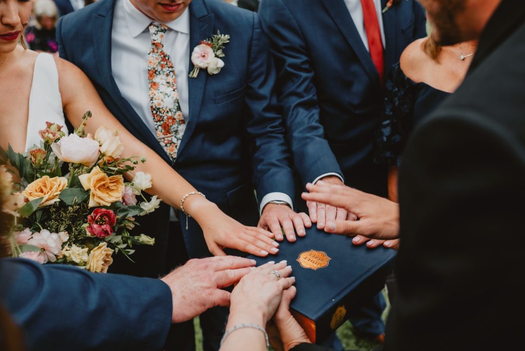 Spring Garden Wedding at Texas Discovery Gardens by Dallas Wedding Photographer Kyrsten Ashlay Photography