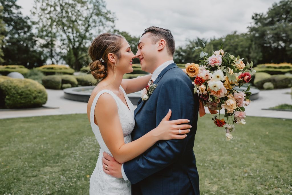 Spring Garden Wedding at Texas Discovery Gardens by Dallas Wedding Photographer Kyrsten Ashlay Photography