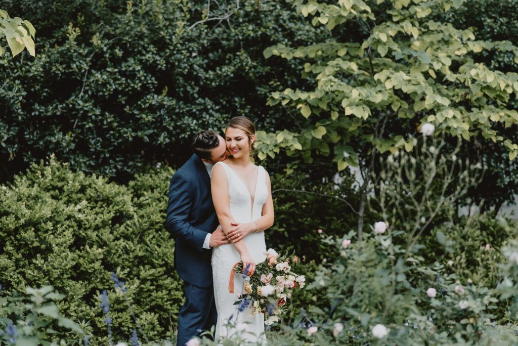 Spring Garden Wedding at Texas Discovery Gardens by Dallas Wedding Photographer Kyrsten Ashlay Photography