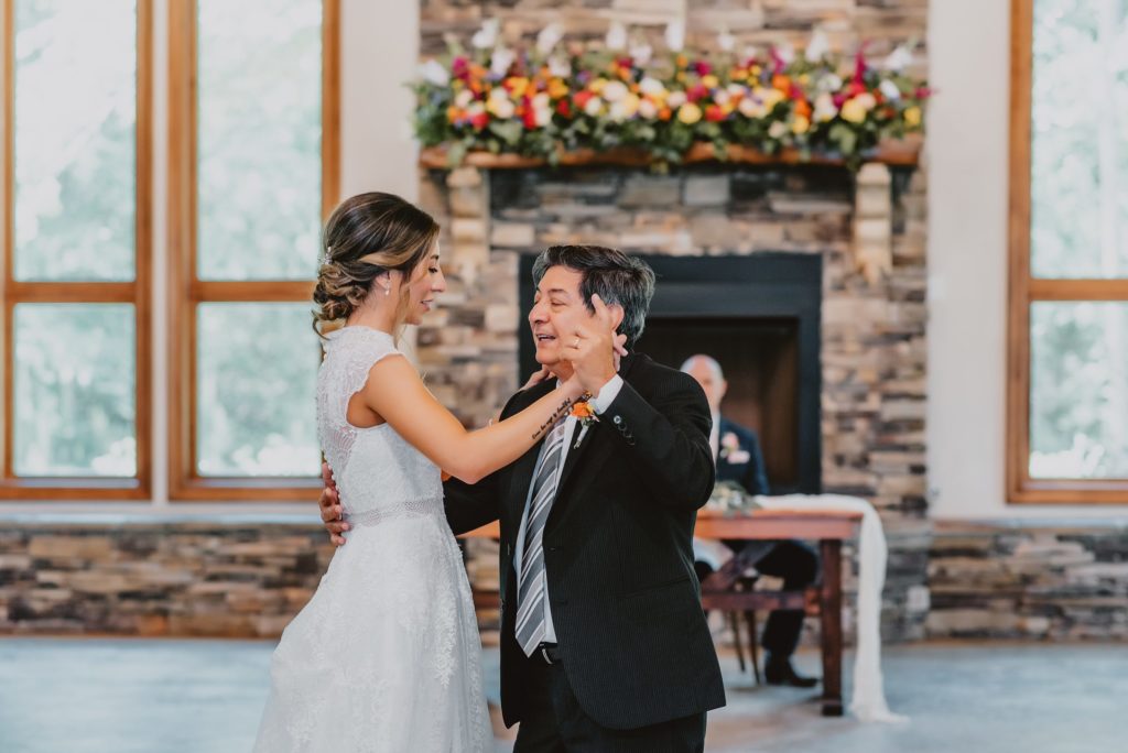 Dry Creek Gatherings Wedding by Houston Wedding Photographer Kyrsten Ashlay Photography