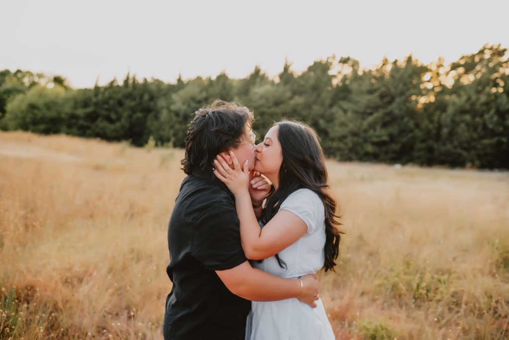 Summer Engagement Session at Arbor Hills Nature Preserve in Plano TX by Dallas Wedding Photographer Kyrsten Ashlay Photography