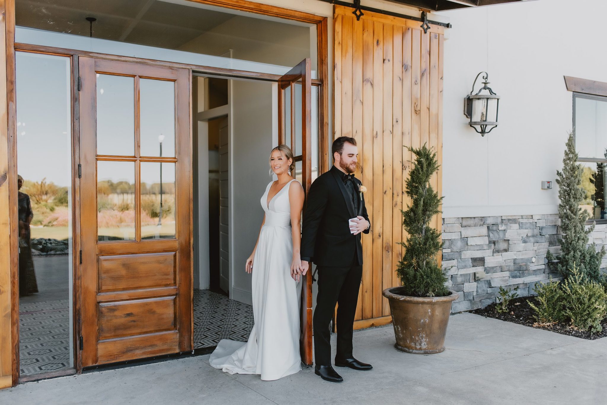 Fun and Romantic Fall Wedding at Oak + Ivy in Aubrey, TX