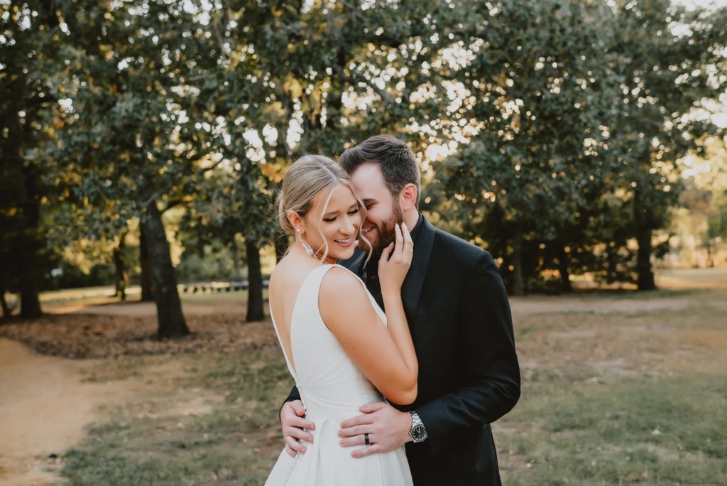 Oak and Ivy Wedding by Dallas Wedding Photographer Kyrsten Ashlay Photography