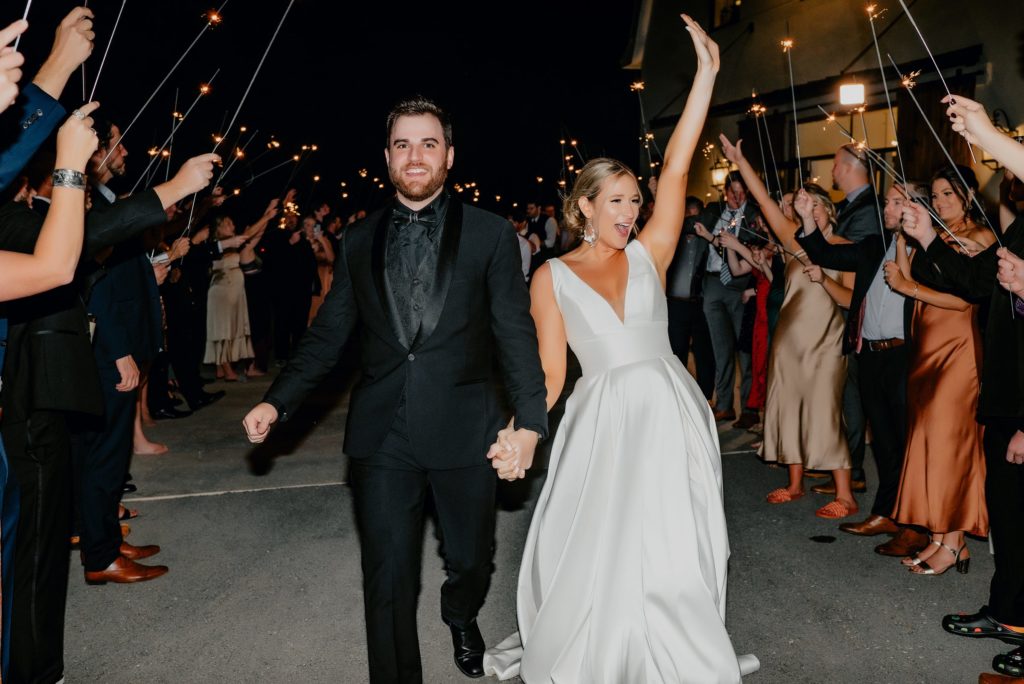 Oak and Ivy Wedding by Dallas Wedding Photographer Kyrsten Ashlay Photography