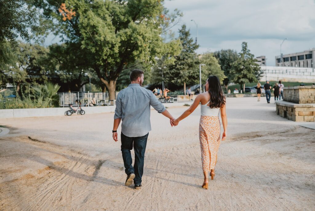 Auditorium Shores in Austin Texas Engagement Session by Austin Wedding Photographer Kyrsten Ashlay Photography