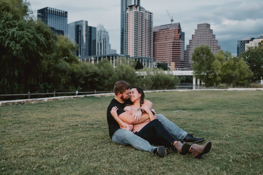 Auditorium Shores in Austin Texas Engagement Session by Austin Wedding Photographer Kyrsten Ashlay Photography