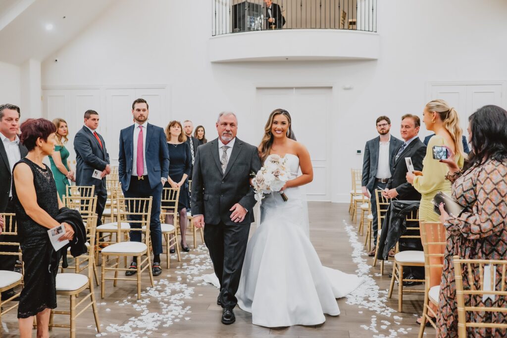 Hillside Estate Wedding by Dallas Wedding Photographer Kyrsten Ashlay Photography