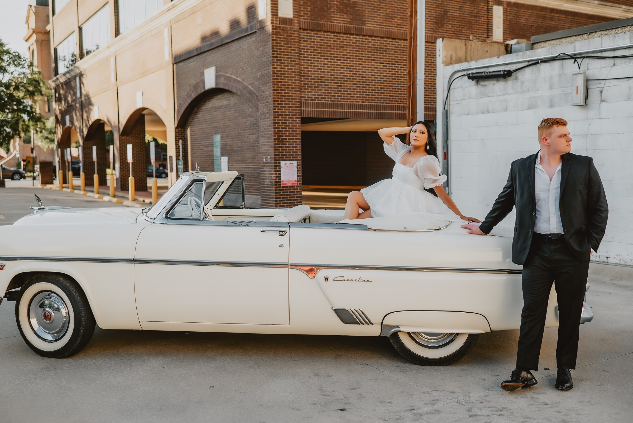 Sundance Square Engagement Session by Fort Worth Wedding Photographer Kyrsten Ashlay Photography