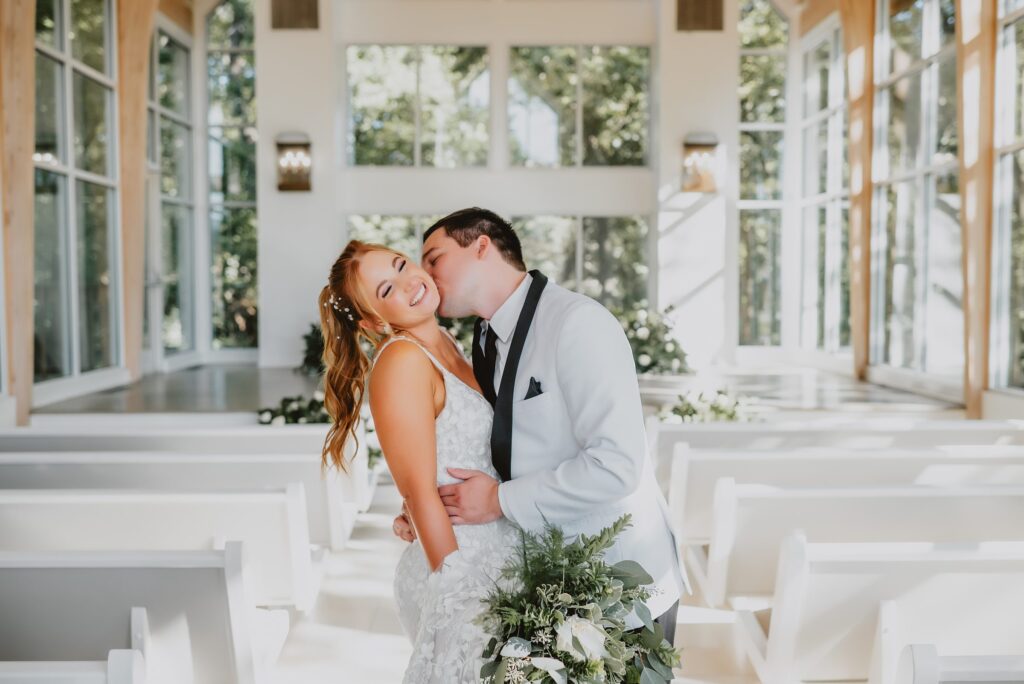 Wedding at Glass Chapel Tulsa Oklahoma by Tulsa Wedding Photographer Kyrsten Ashlay Photography