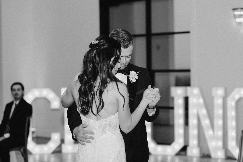 The Arlo Wedding - Austin Wedding Venue - by Austin Wedding Photographer Kyrsten Ashlay Photography