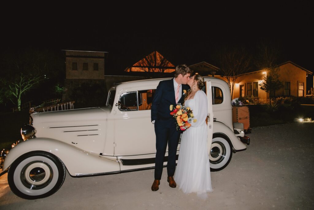 The Brooks at Weatherford Wedding by Fort Worth Wedding Photographer Kyrsten Ashlay Photography