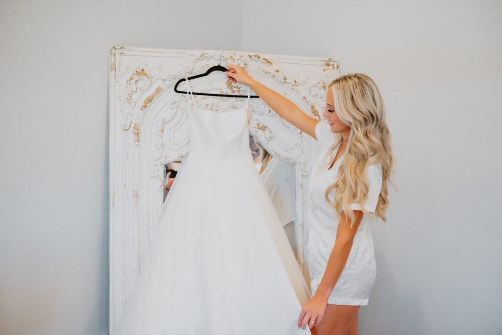 Davis and Grey Farms Wedding by Dallas Wedding Photographer Kyrsten Ashlay Photography