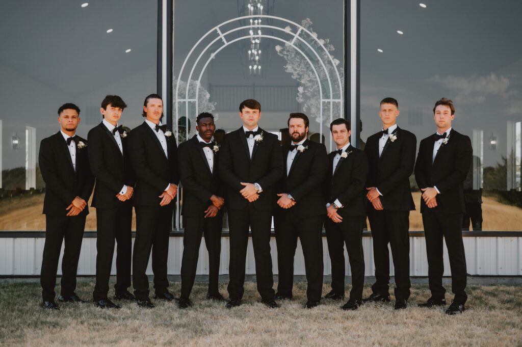 Davis and Grey Farms Wedding by Dallas Wedding Photographer Kyrsten Ashlay Photography