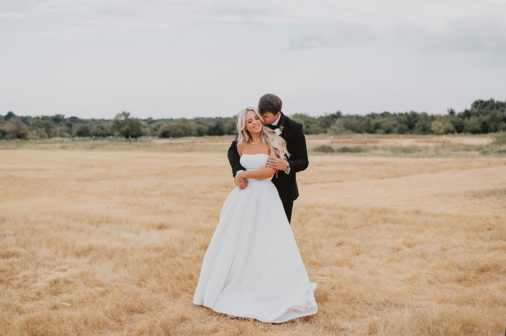 Davis and Grey Farms Wedding by Dallas Wedding Photographer Kyrsten Ashlay Photography