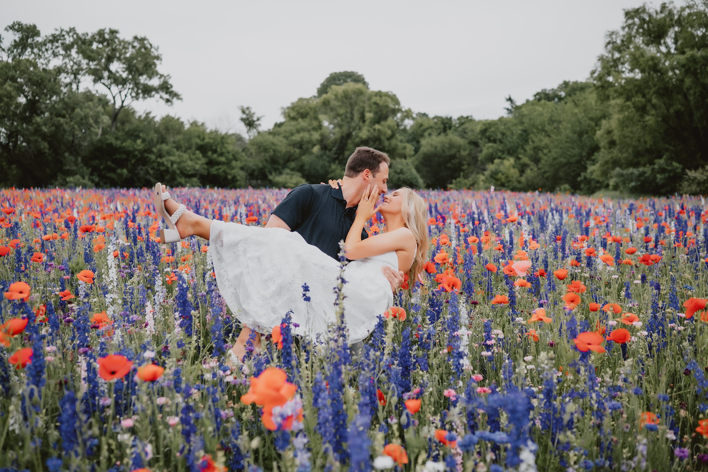 Texas wildflower engagement session by Dallas Wedding Photographer Kyrsten Ashlay Photography