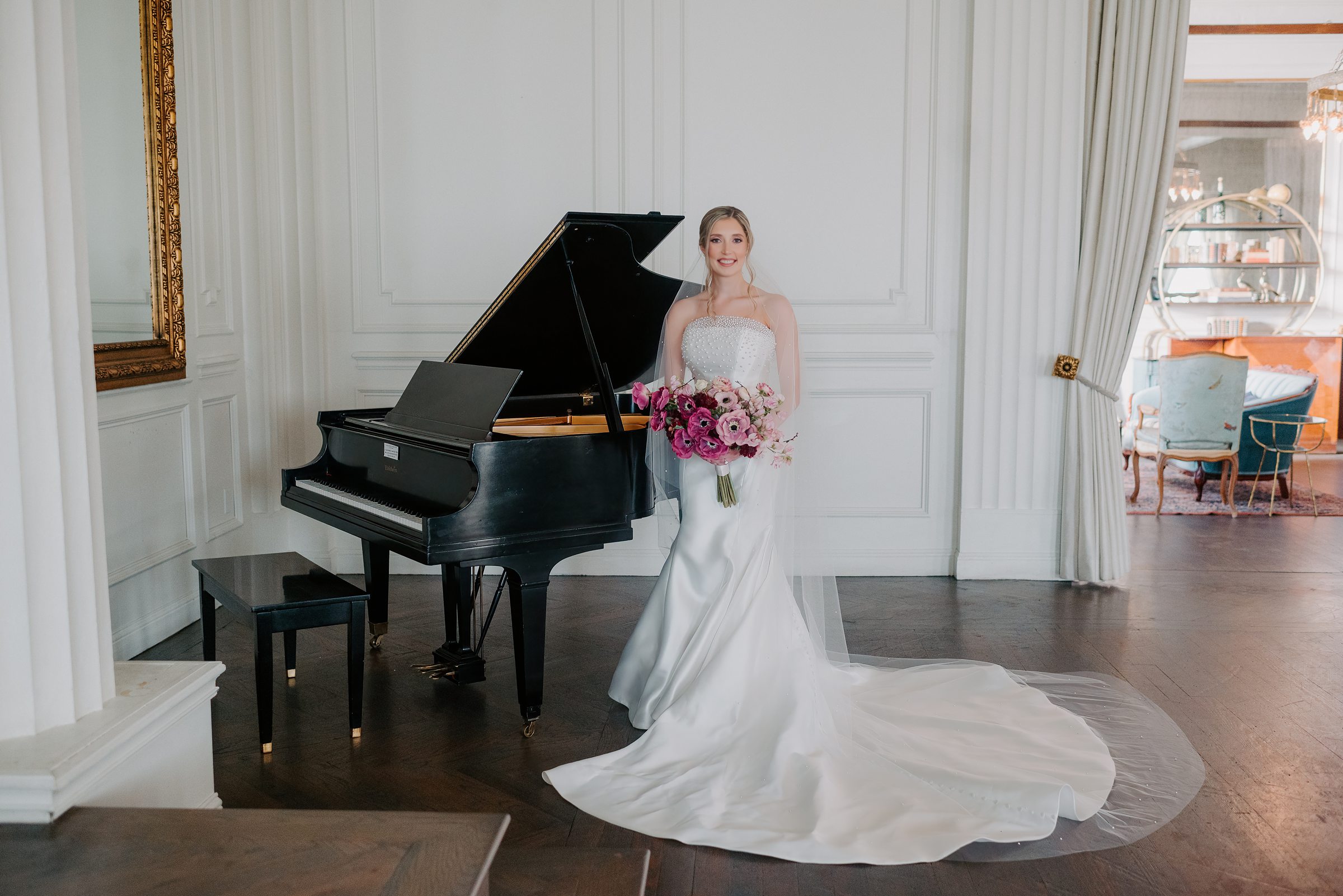 MASON BRIDAL SESSION BY DALLAS WEDDING PHOTOGRAPHER KYRSTEN ASHLAY PHOTOGRAPHY