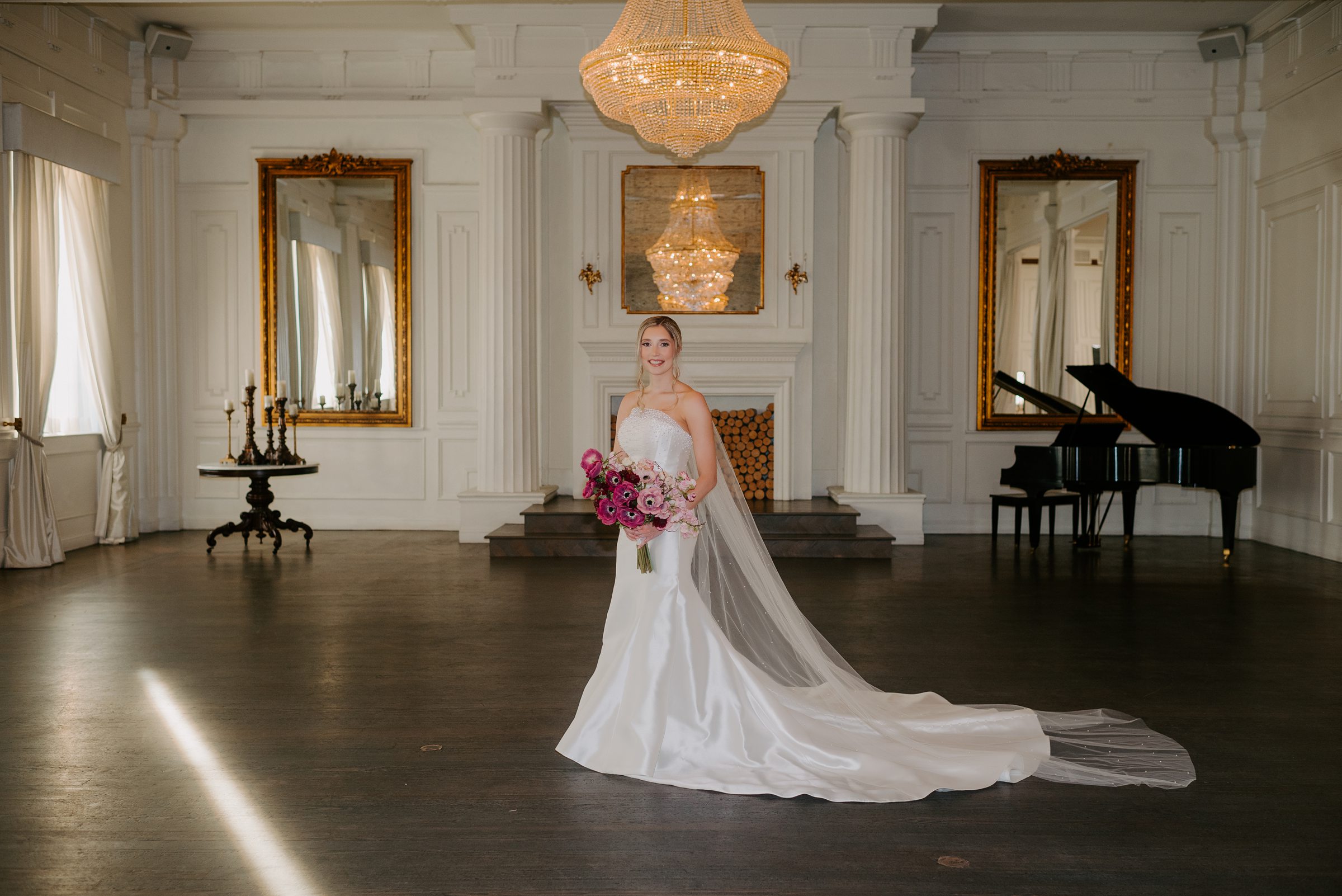 MASON BRIDAL SESSION BY DALLAS WEDDING PHOTOGRAPHER KYRSTEN ASHLAY PHOTOGRAPHY