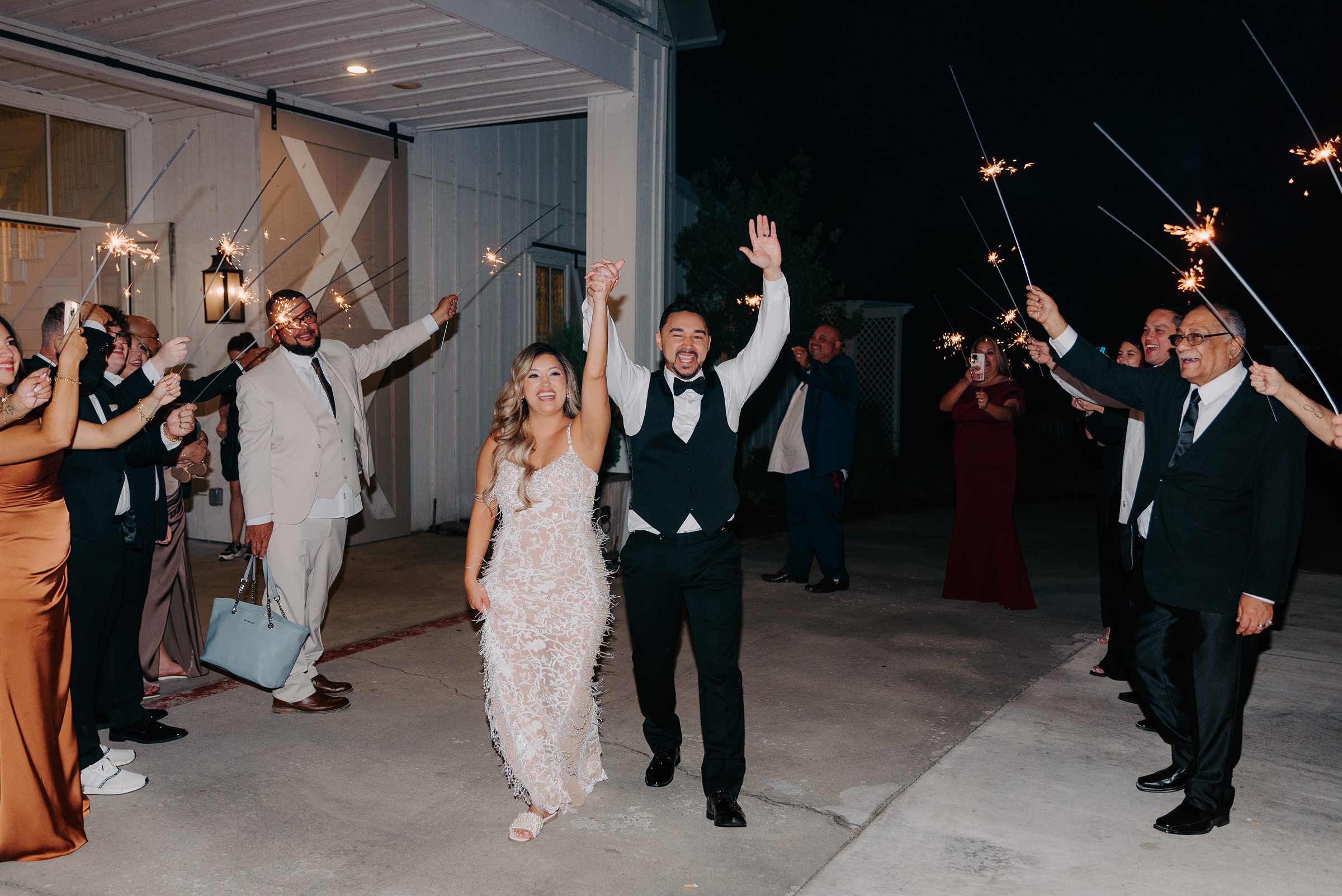 The Nest at Ruth Farms Wedding by Dallas Wedding Photographer Kyrsten Ashlay Photography