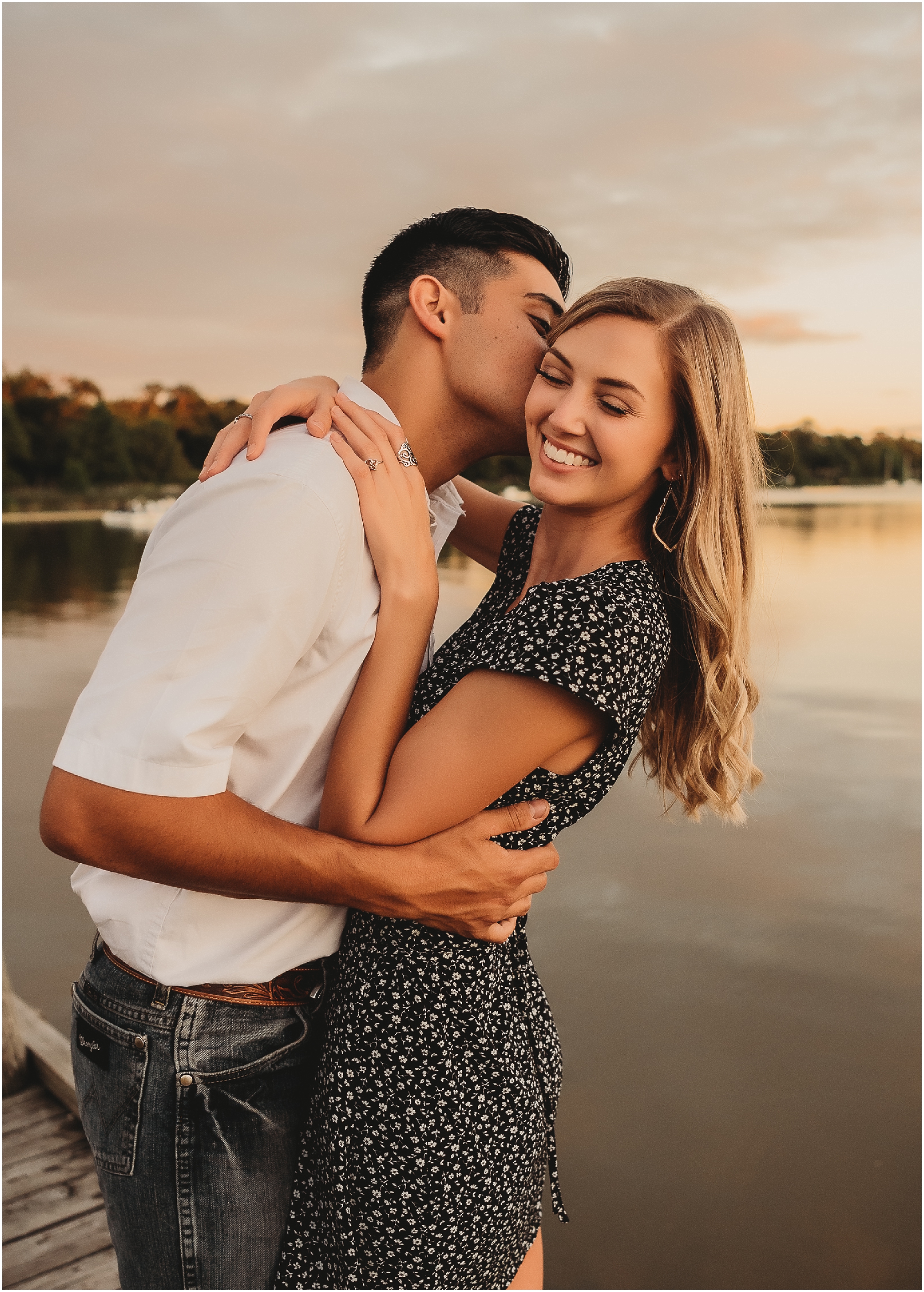 Summer engagement session at White Rock Lake in Dallas, Texas by Dallas Wedding Photographer Kyrsten Ashlay Photography