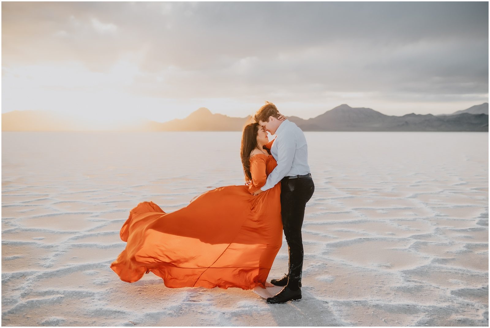 what-to-wear-for-engagement-photos-updated-feb-23