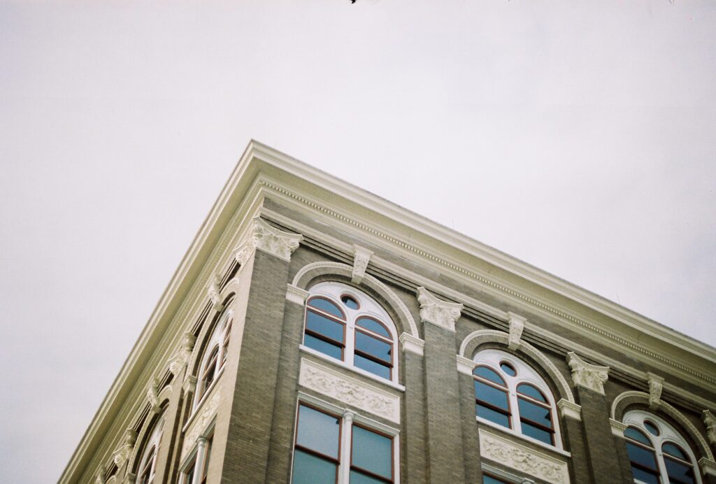 Downtown Pensacola and Pensacola Beach Engagement Session by Destination Wedding Photographer Kyrsten Ashlay Photography