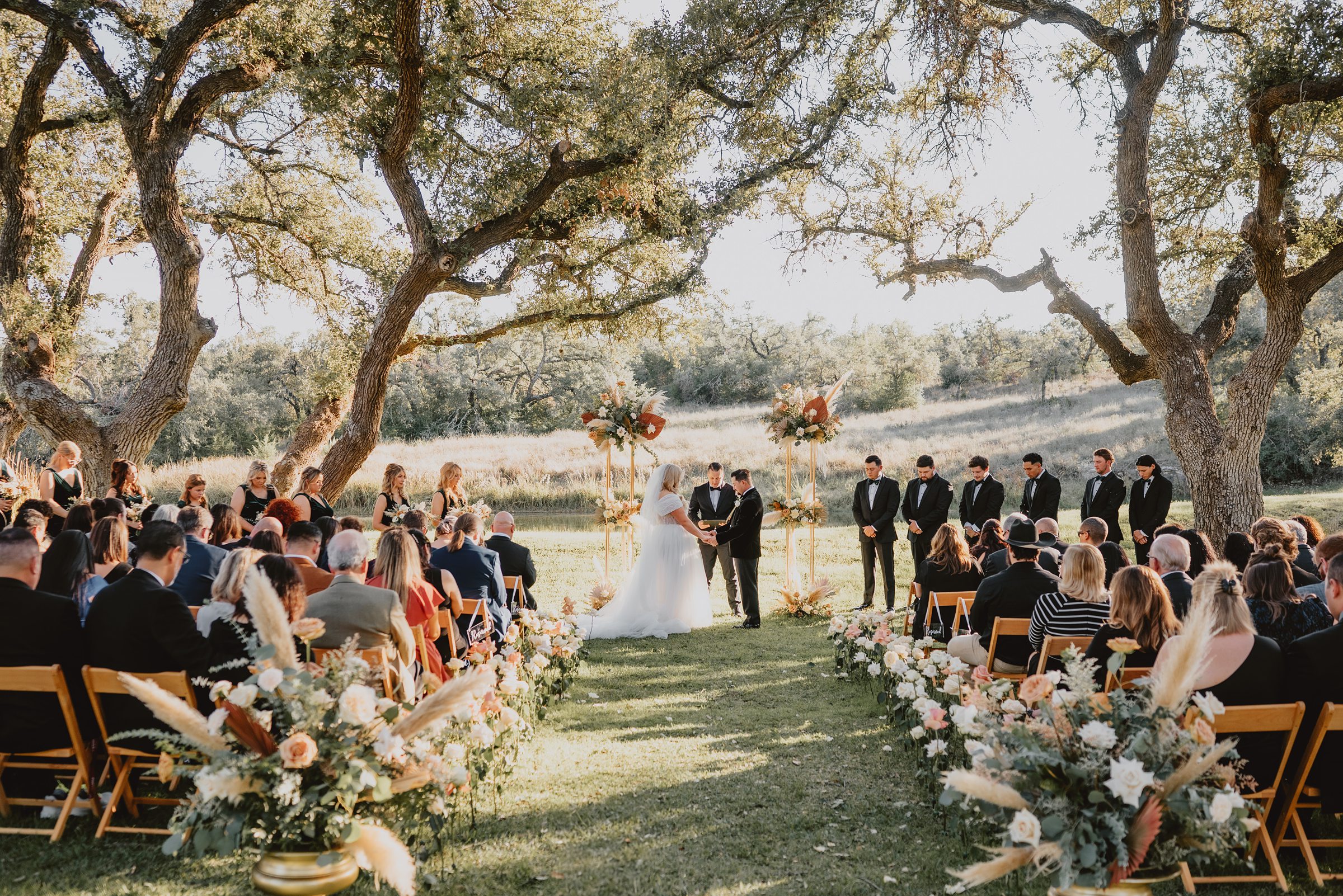 The Addison Grove Wedding Photos by Austin Wedding Photographer Kyrsten Ashlay Photography