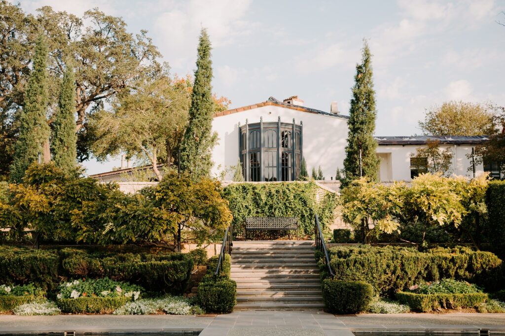 Dallas Arboretum Wedding by Dallas Wedding Photographer Kyrsten Ashlay Photography